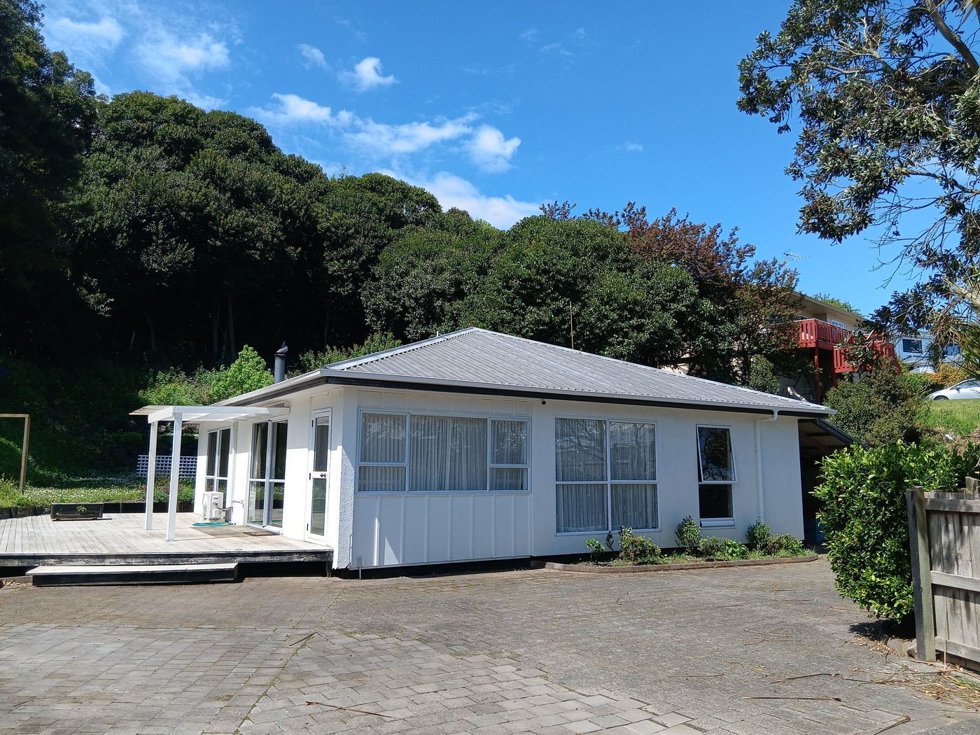Room to Grow, Space to Unwind